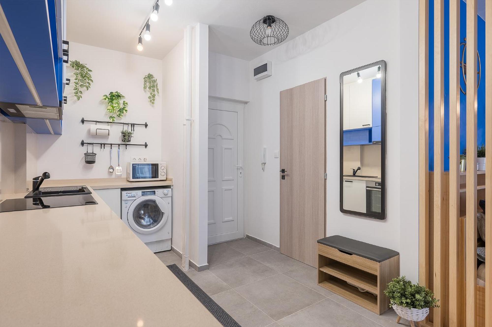 Newly Renovated!!! - Modern Apartment 10 Minutes From The Grand Boulevard Budapest Exterior foto