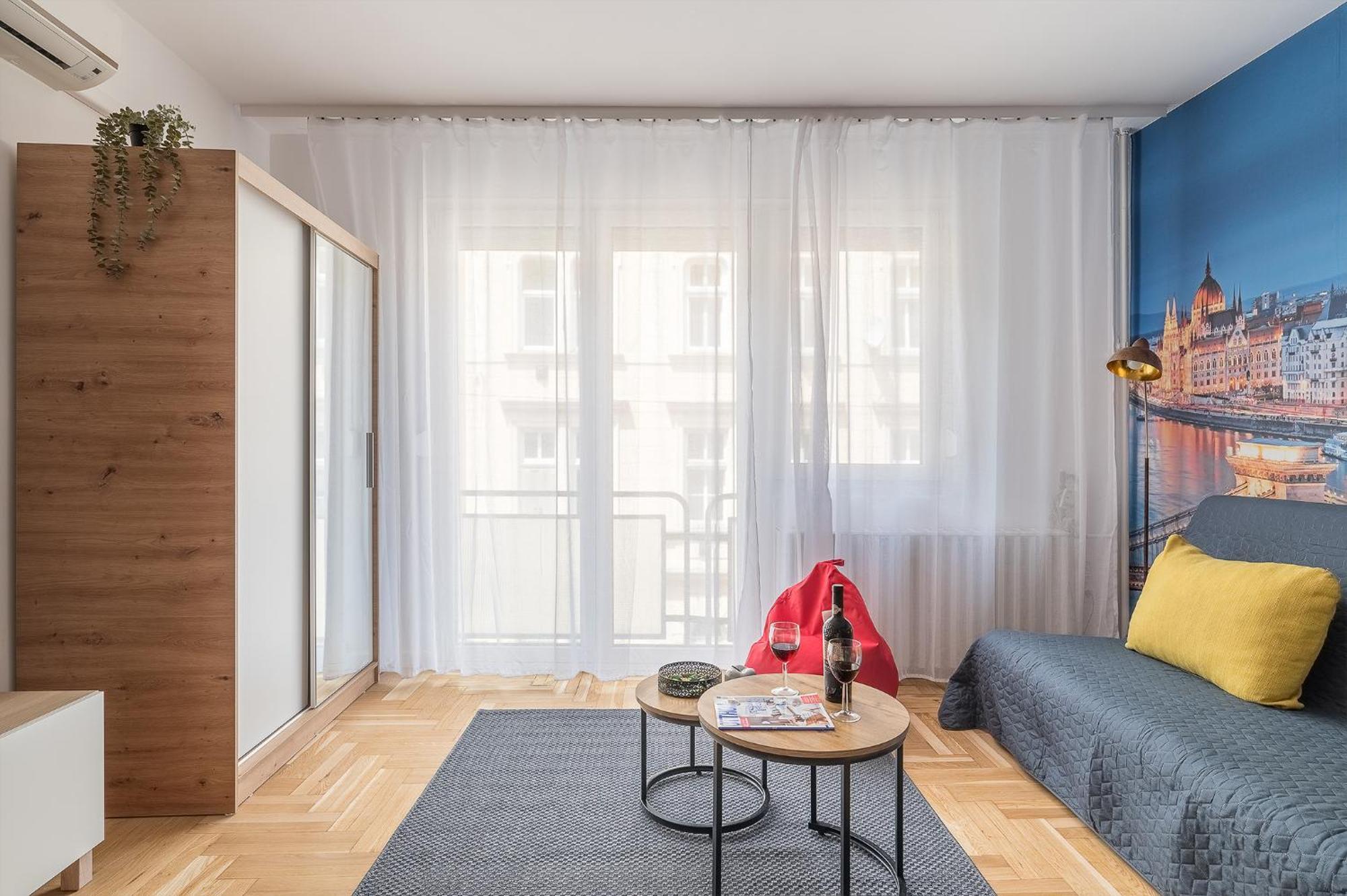 Newly Renovated!!! - Modern Apartment 10 Minutes From The Grand Boulevard Budapest Exterior foto